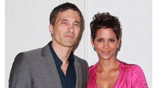 ハル・ベリー、婚約者とパパラッチのケンカを止める