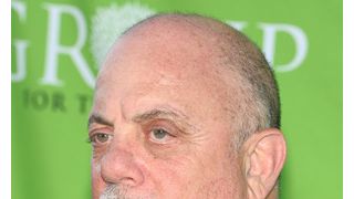ビリー・ジョエル、ポール・マッカートニーのアドバイスで娘のストーカーを突き止める