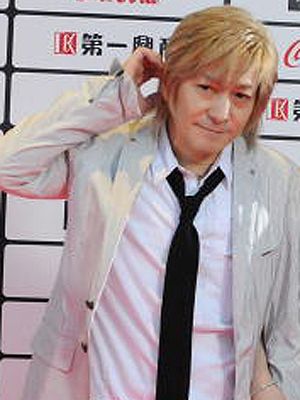 小室哲哉 Tmn宇都宮隆のすい臓手術に動揺 シネマトゥデイ