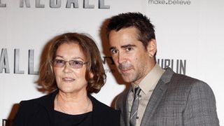 “恋のキューピット”コリン・ファレル、母親の再婚に大喜び!