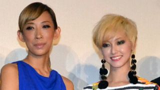 沢尻エリカ＆蜷川実花の訪韓に報道陣多数！