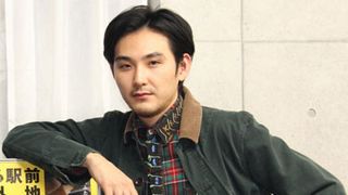 松田龍平、悪戦苦闘の一人舞台あいさつに挑んだ瑛太をいたわる