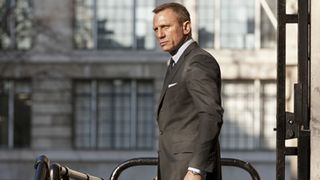 歴代ジェームズ・ボンド人気投票は、ダニエル・クレイグが圧倒的な強さで1位に