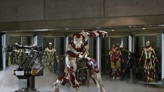 『アイアンマン』パワードスーツ開発の裏側!最新作では驚きの“マーク42”が登場!