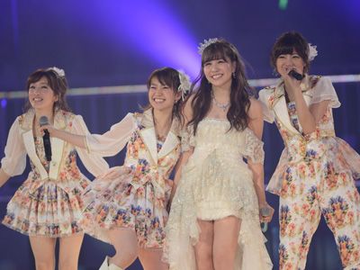 河西智美、卒業セレモニーに2期生集結！AKB48が5年半ぶり単独公演！