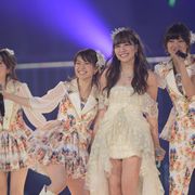 河西智美、卒業セレモニーに2期生集結!AKB48が5年半ぶり単独公演!