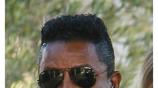 マイケルの兄ジャーメイン・ジャクソンが養育費支払い拒否