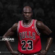 バスケの神様、マイケル・ジョーダンが超リアルフィギュアに!