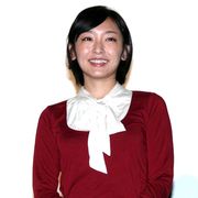 加護亜依、「婚前旅行」保田圭を韓国で祝福!