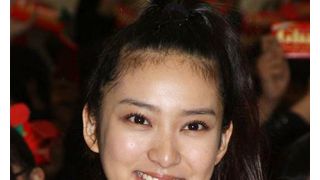 武井咲が特別講師!サプライズ登場に生徒が大興奮!