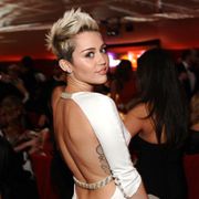 2013年最もセクシーな女性100人、トップはマイリー・サイラス! -MAXIM誌