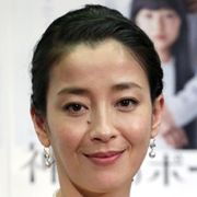 宮沢りえ、代役舞台の千秋楽に感極まる!満員の客席からスタンディングオベーション
