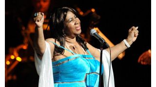 ソウルの女王アレサ・フランクリン ドクター・ストップでコンサートを中止