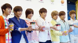 INFINITE、Natuur POP専属モデルファンミーティング「INFINITEアイスクリーム甘い」<韓国JPICTURES>