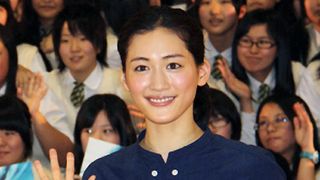 綾瀬はるか、女優志望の女子高生に“天然”アドバイス!