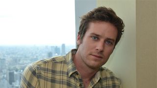 『ローン・レンジャー』アーミー・ハマー、両親から勘当された過去…意外な過去を明かす