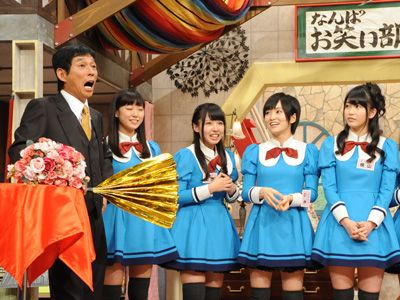 明石家さんま Nmb48に手加減ナシのお笑い指導 げいにん 2 最終回に登場 シネマトゥデイ