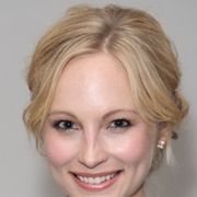 「ヴァンパイア・ダイアリーズ」のキャンディス・アッコラ、婚約