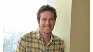 セレブ俳優アーミー・ハマーの実直な魅力!「この仕事が好きでたまらないんです」