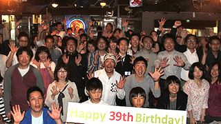 ランボーを超えるサバイバル術!ゾウのフンから水分摂取も!最強の男の来日をファンが切望!