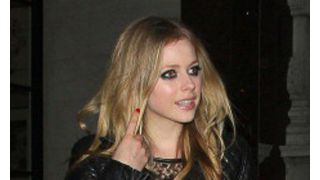 アヴリル・ラヴィーン、妊娠報道を否定