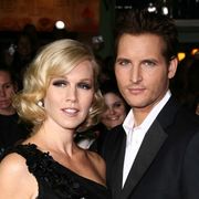 「ビバヒル」ジェニー・ガースと『トワイライト』のピーター・ファシネリ 離婚が成立