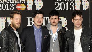 マムフォード・アンド・サンズ ベーシスト退院もさらに3公演をキャンセル