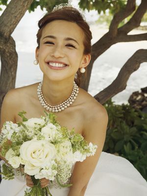 優木まおみ ハワイで挙式 人生最高の瞬間 と歓喜 シネマトゥデイ