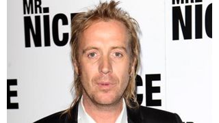 リス・アイファンズ、テレビドラマでシャーロック・ホームズの兄役に