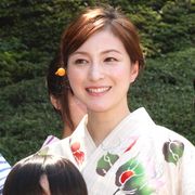 広末涼子、新ドラで猪木顔披露!