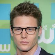 「ヴァンパイア・ダイアリーズ」のザック・ローリグ 元恋人が刑務所入りしたため子どもの親権を要求