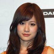 前田敦子、22歳の誕生日は海外!祝福コメントが殺到