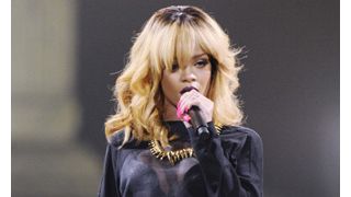 リアーナ、コンサートに3時間以上遅刻！7万円のチケットを買ったファン激怒