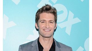 「Glee」のマシュー・モリソン 亡くなったコーリー・モンテースさんに敬意を表してステージに