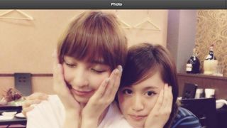 前田敦子、篠田麻里子の地元ラストステージに駆け付ける!ツーショットも公開