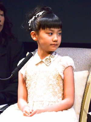 芦田愛菜 流暢な英語でごあいさつ デル トロ監督はトトロ シネマトゥデイ