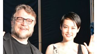 芦田愛菜、9歳にしてレッドカーペットで堂々のファンサービス！