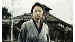 小池栄子が『許されざる者』の撮影現場で目の当たりにしたベテラン俳優たちの役者魂とは?