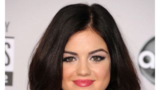 「Glee」のダレン・クリス、「プリティ・リトル・ライアーズ」のルーシー・ヘイル ティーン・チョイス・アワードの司会者に