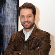 「ビバヒル」ジェイソン・プリーストリーが回想録を出版