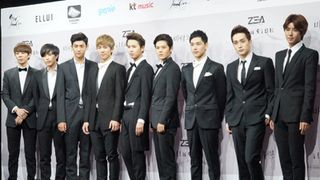 ZE:A、2年5か月ぶり完全体でカムバック!<韓国JPICTURES>