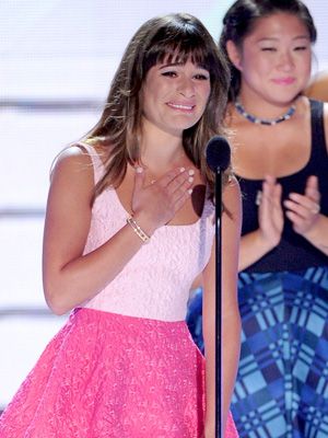 「Glee」リア・ミシェルが涙のスピーチ…恋人コーリーさんの死後初の公の場
