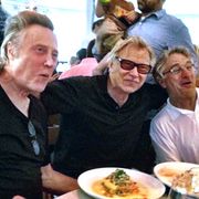 デ・ニーロ70歳の誕生会にレニー・クラヴィッツが楽曲提供!