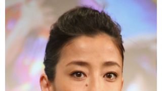 美輪明宏、宮沢りえに辛口エール!舞台化は「リアルにやられても困る」