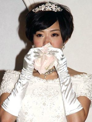 AKB48田名部生来、人生初のウエディングドレスに涙、涙！