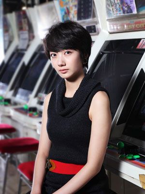 美人モデル波瑠が美少女ゲーマーに ゲーセンが舞台の連続ドラマに出演 シネマトゥデイ