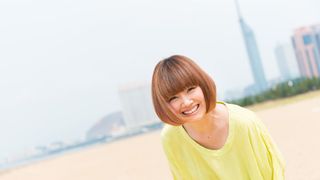 井上陽水の娘・依布サラサ、結婚!過去にシングルマザーであることを告白
