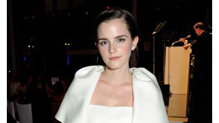 エマ・ワトソン、ウーマン・オブ・ザ・イヤーに選ばれる - 英GQ誌