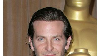 ブラッドリー・クーパー、アカデミー賞授賞式には毎年母親同伴を希望