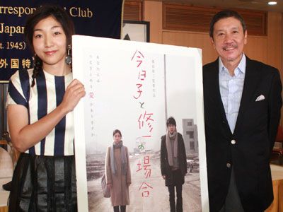 奥田瑛二、娘・安藤サクラを第1級の女優と評価 役者としての成長に目を細める